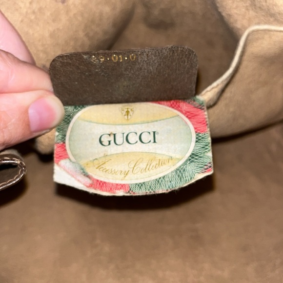 Gucci Mono Pouch - Picture 7 of 7